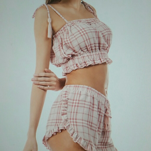 Plaid print set with ruffle detail - Picture 3 of 5